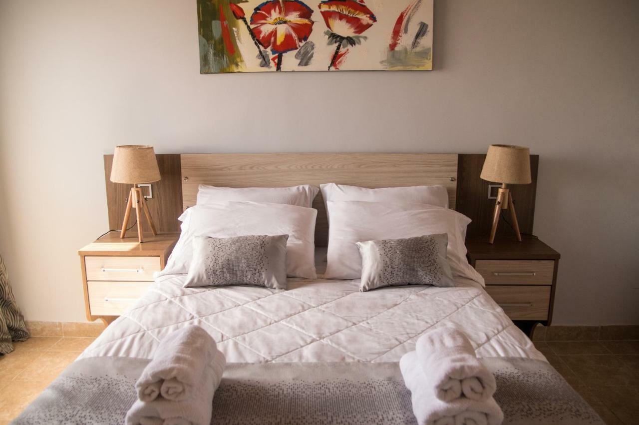 La Riviera Aparthotel Fernando de la Mora Buitenkant foto