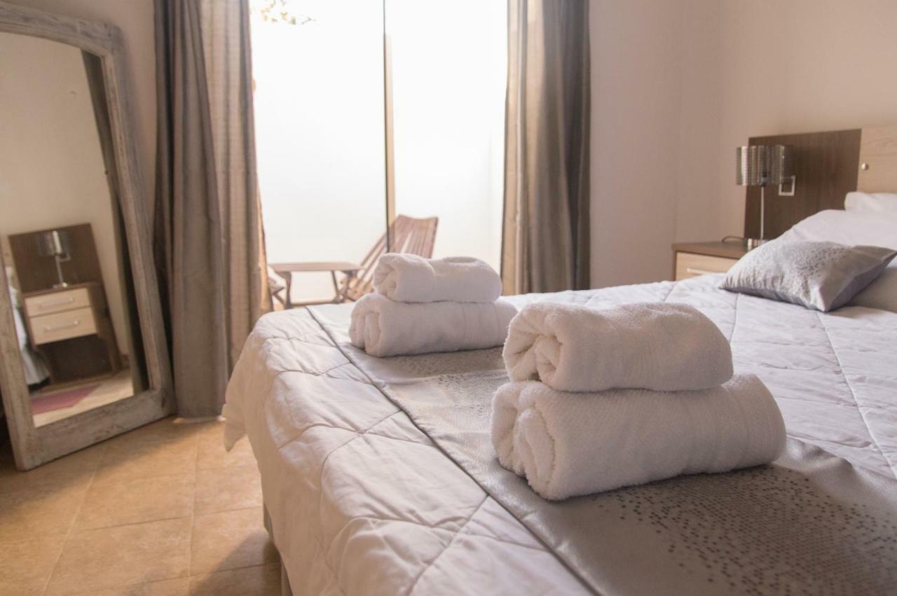 La Riviera Aparthotel Fernando de la Mora Buitenkant foto