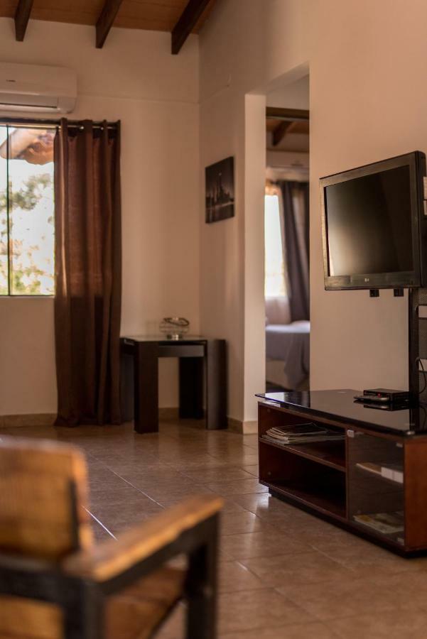 La Riviera Aparthotel Fernando de la Mora Buitenkant foto